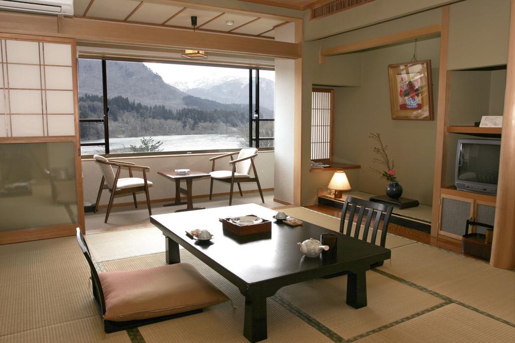 阿贺野 Furusawaya酒店 外观 照片