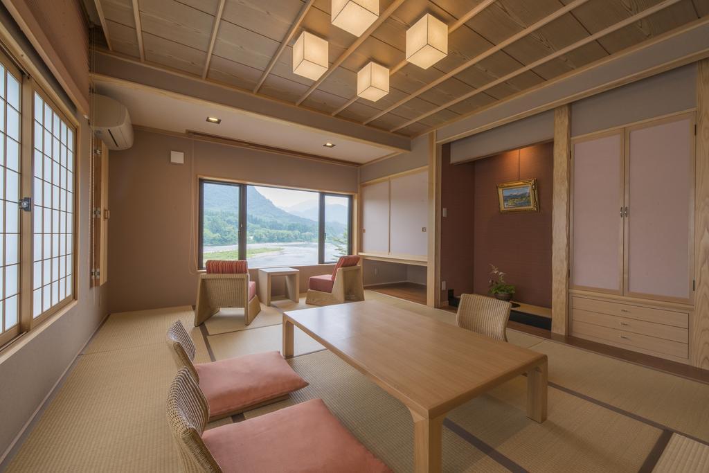 阿贺野 Furusawaya酒店 外观 照片